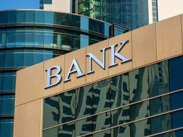 Опрос клиентов оценивает банки в условиях кризиса стоимости жизни